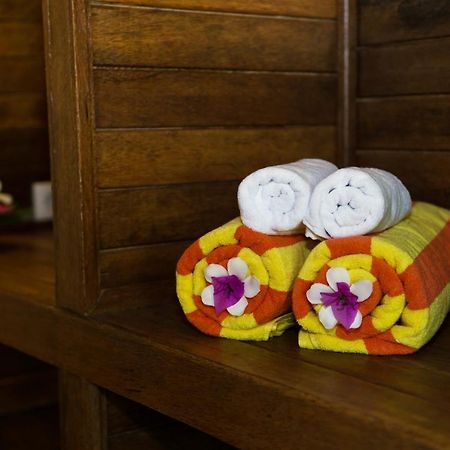 Gatri Hut Hotel Нуса Лембонган Екстериор снимка