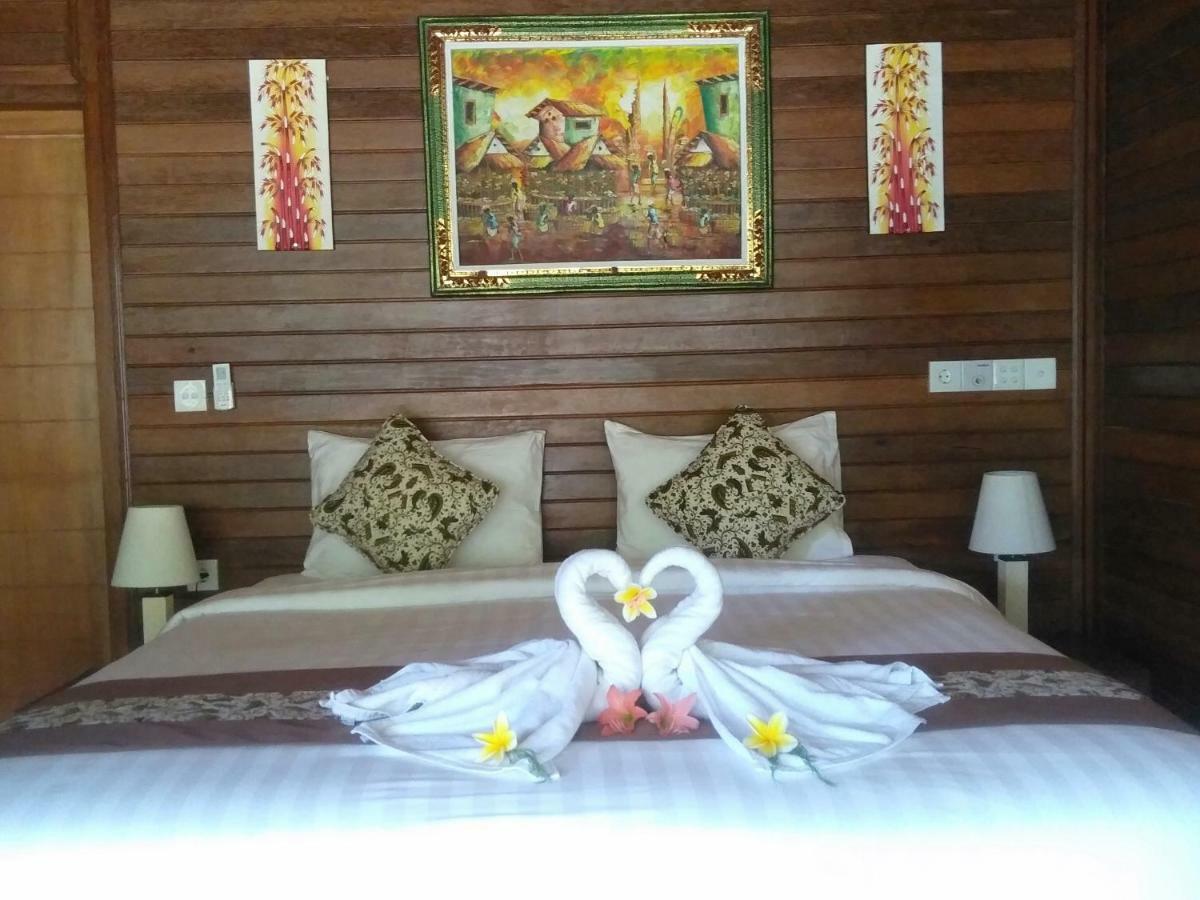 Gatri Hut Hotel Нуса Лембонган Екстериор снимка