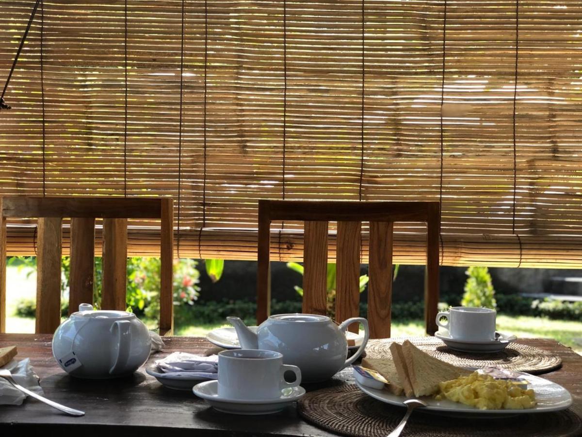 Gatri Hut Hotel Нуса Лембонган Екстериор снимка